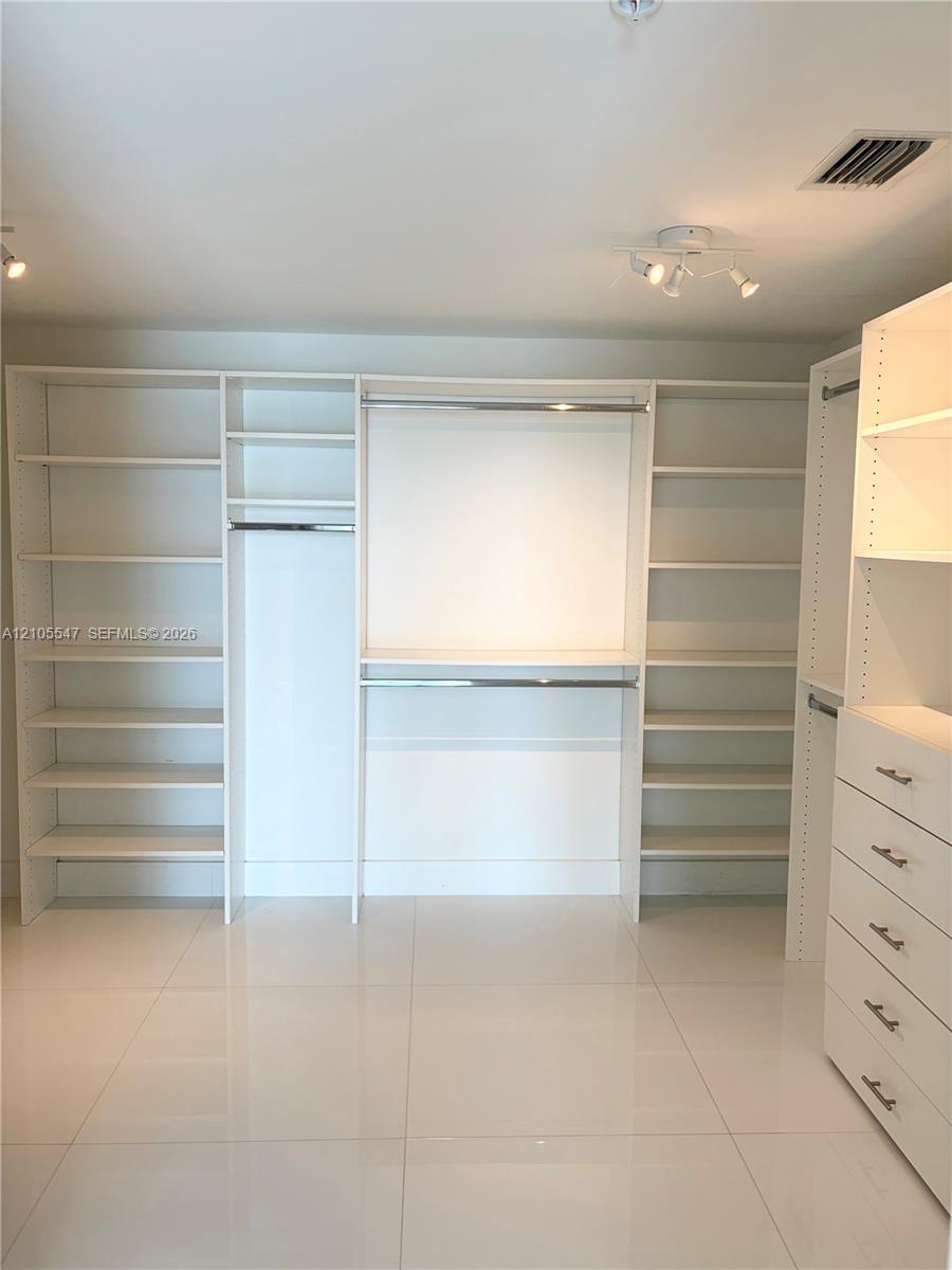 400 Sunny Isles Boulevard 1002 Property Photo 12