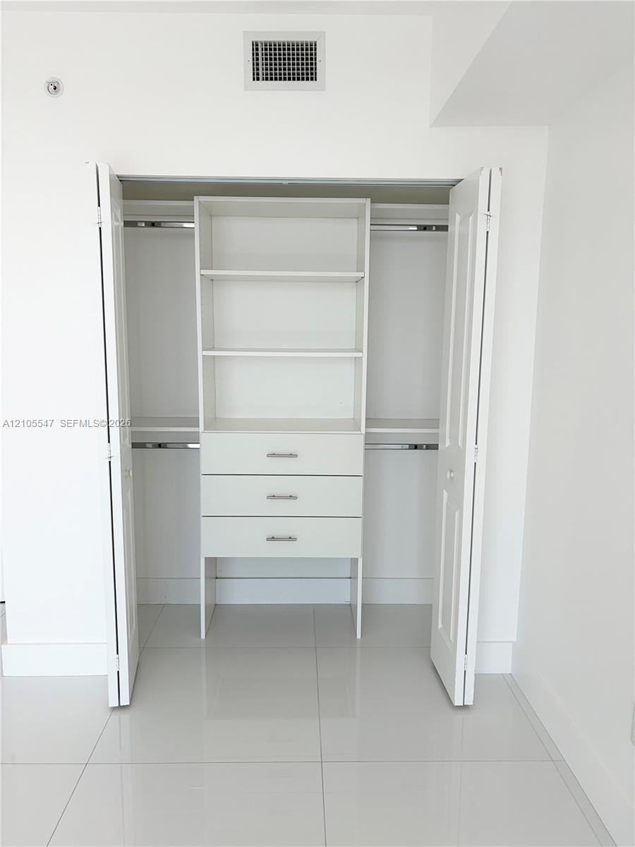400 Sunny Isles Boulevard 1002 Property Photo 15