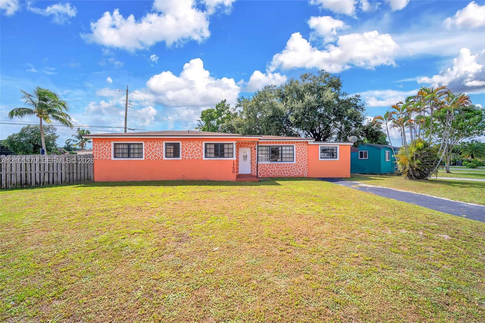 1750 Nw 185th Street Property Photo 1