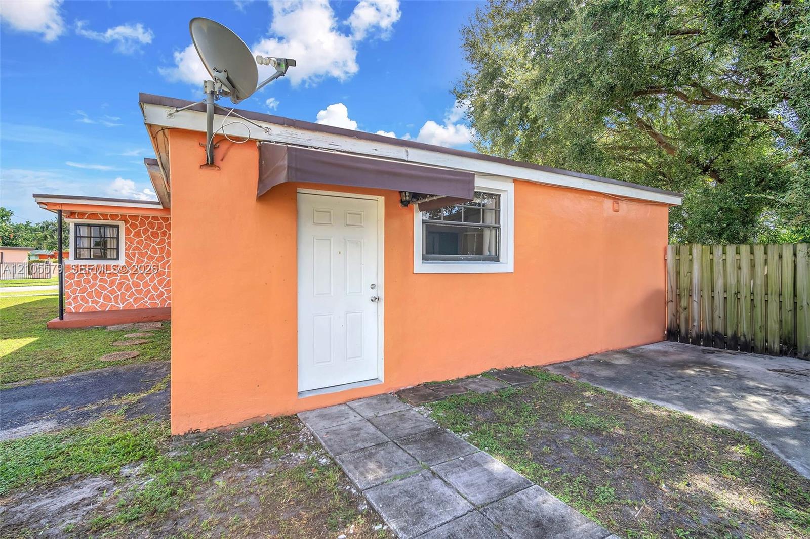 1750 Nw 185th Street Property Photo 5