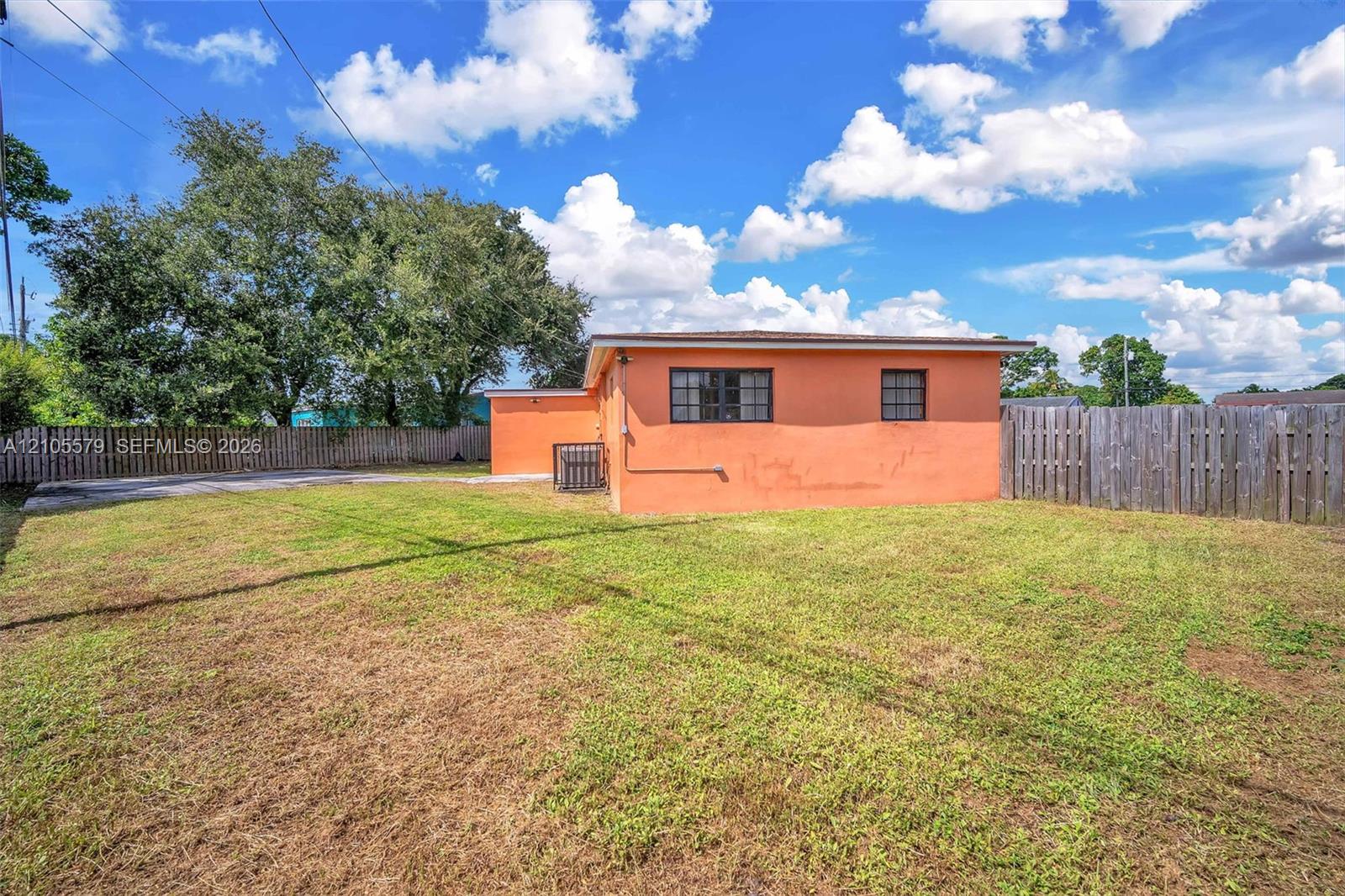 1750 Nw 185th Street Property Photo 6