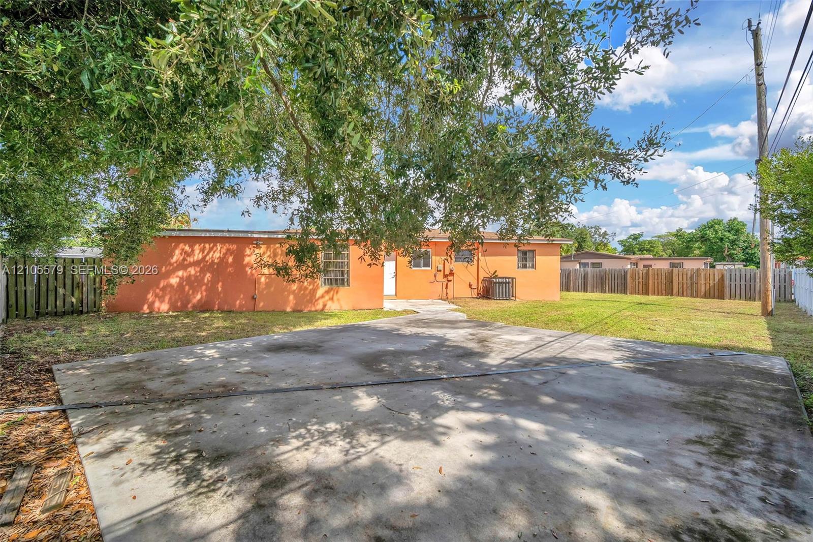 1750 Nw 185th Street Property Photo 8