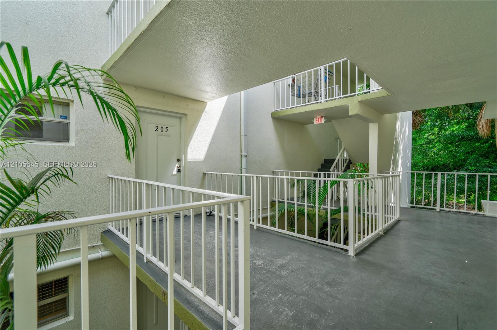 4205 N University Drive 205 Property Photo 2
