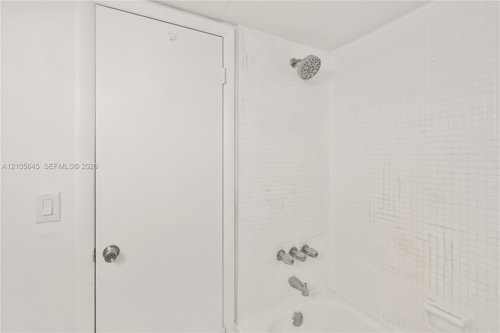 4205 N University Drive 205 Property Photo 18