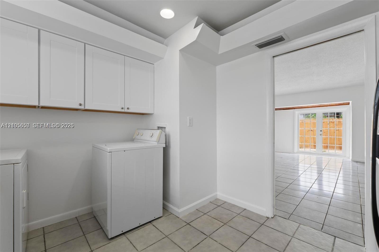 10387 Sw 209th Lane Property Photo 12