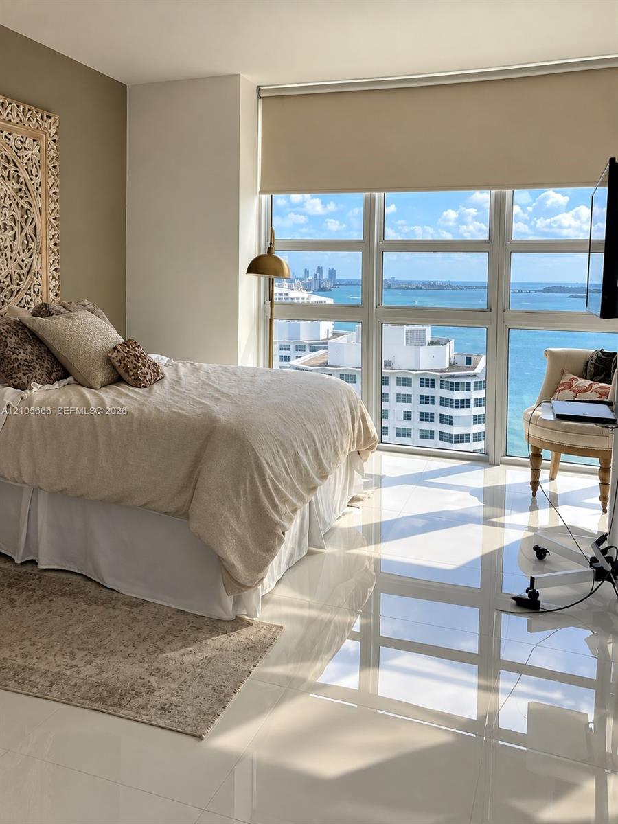 951 Brickell Avenue 2410 Property Photo 4