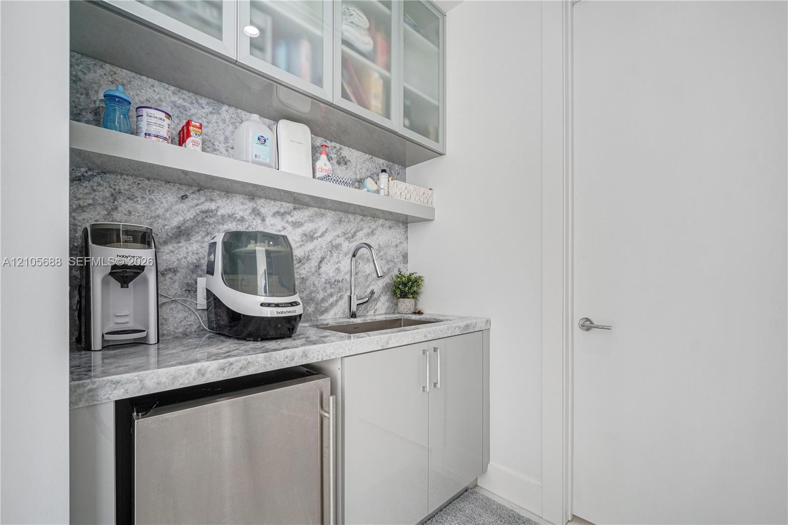 164 W Avenue C Property Photo 32