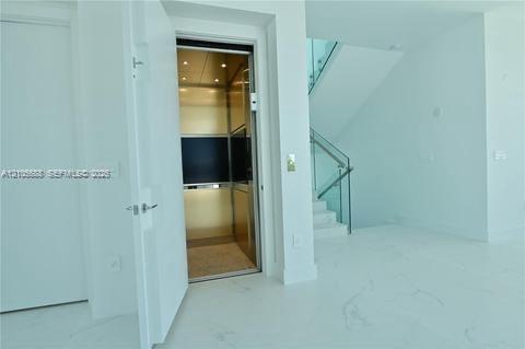 164 W Avenue C Property Photo 47