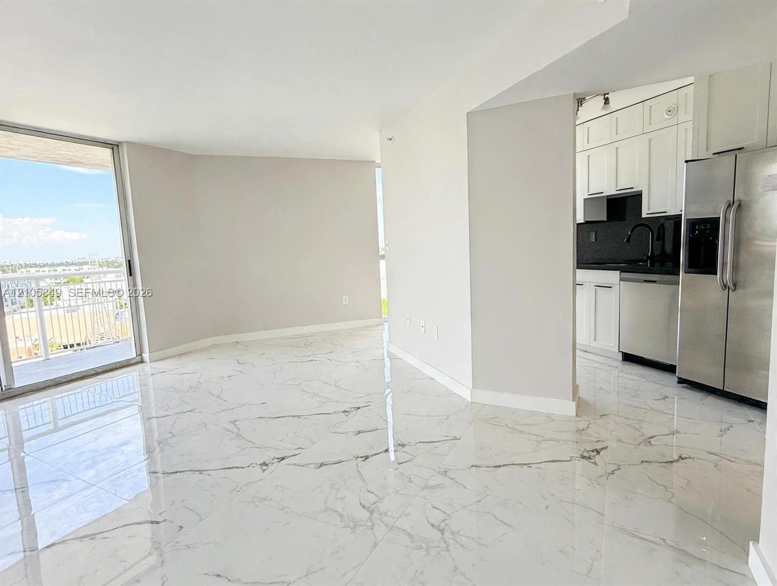 1688 West Avenue 903 Property Photo 3