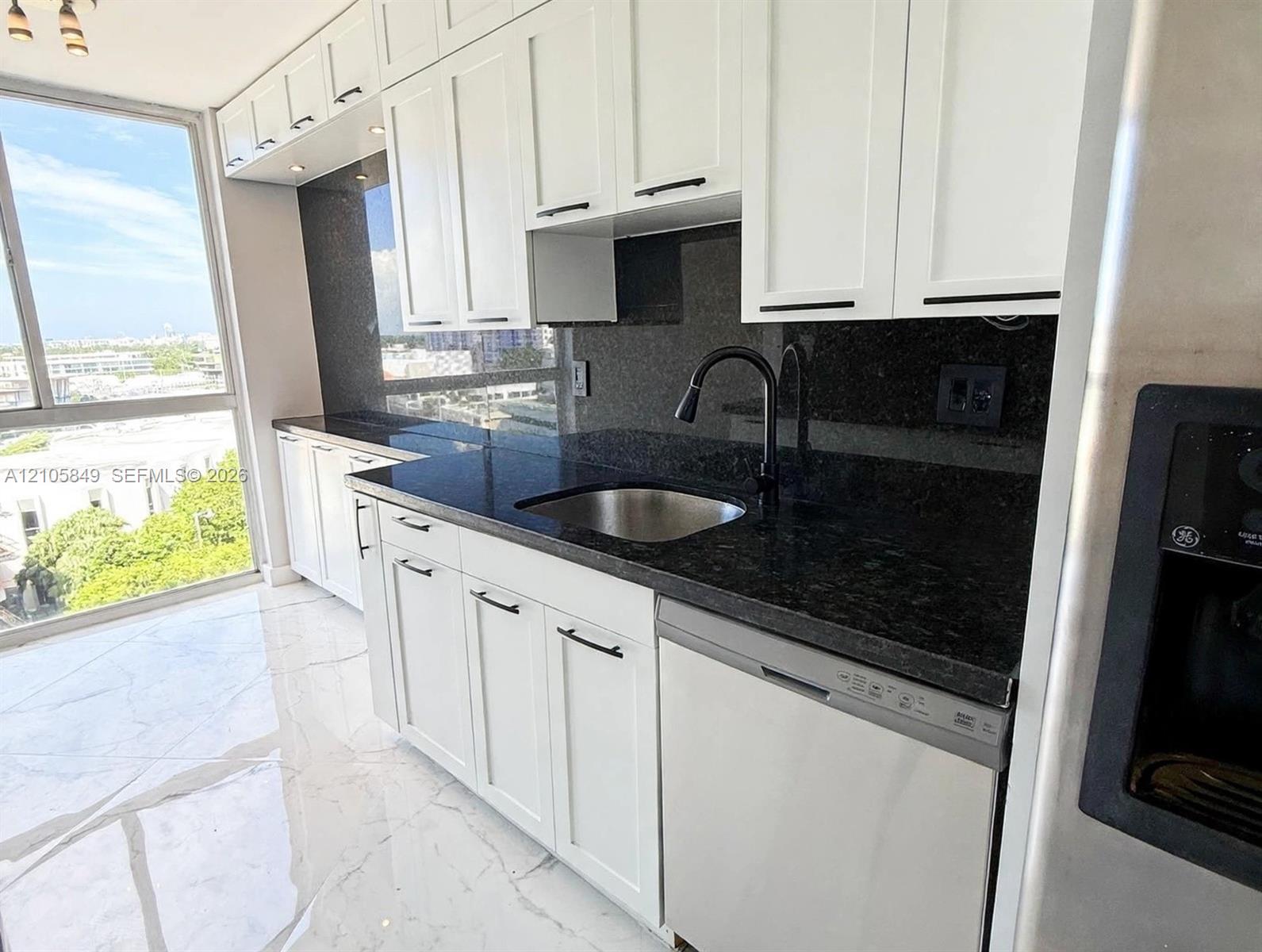 1688 West Avenue 903 Property Photo 5