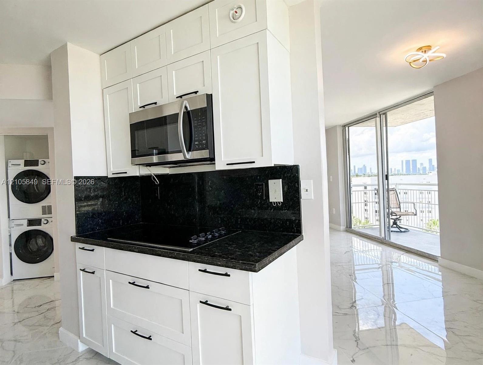 1688 West Avenue 903 Property Photo 6