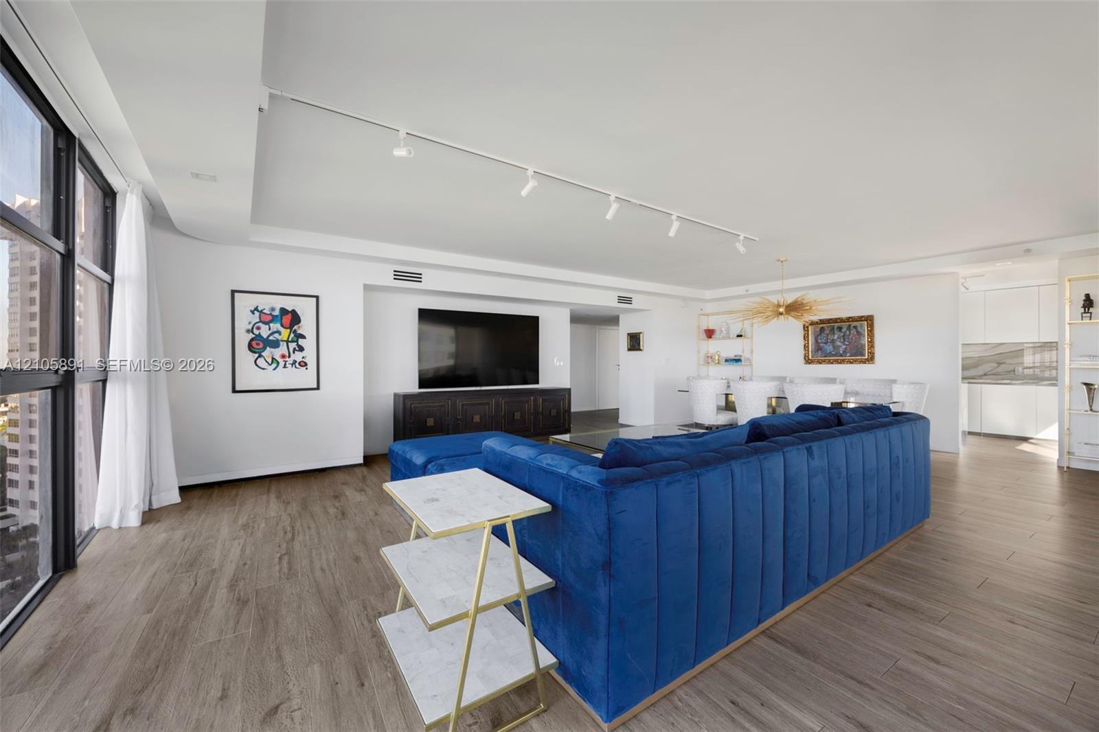 9 Island Avenue 1215 Property Photo 12
