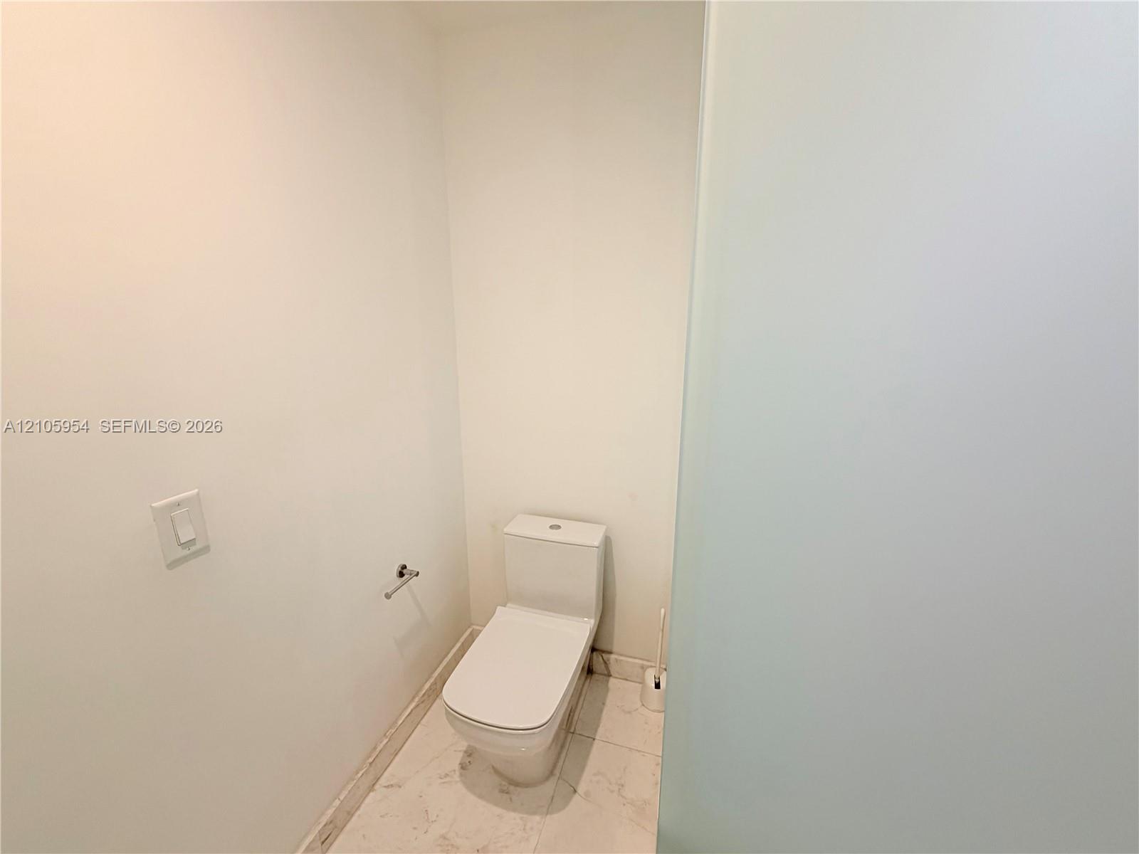 851 Ne 1st Avenue 2406 Property Photo 21