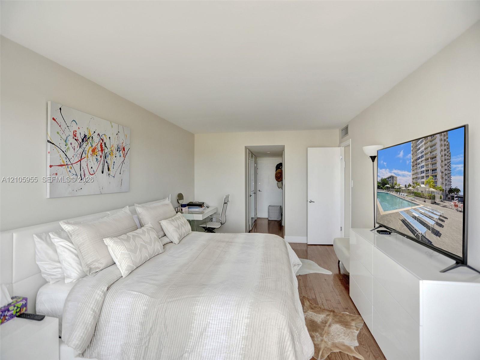 18011 Biscayne Boulevard 1904 Property Photo 9