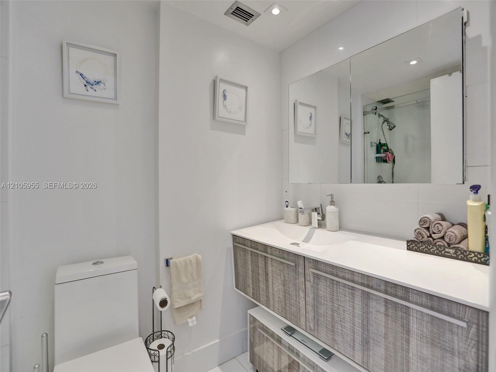 18011 Biscayne Boulevard 1904 Property Photo 13