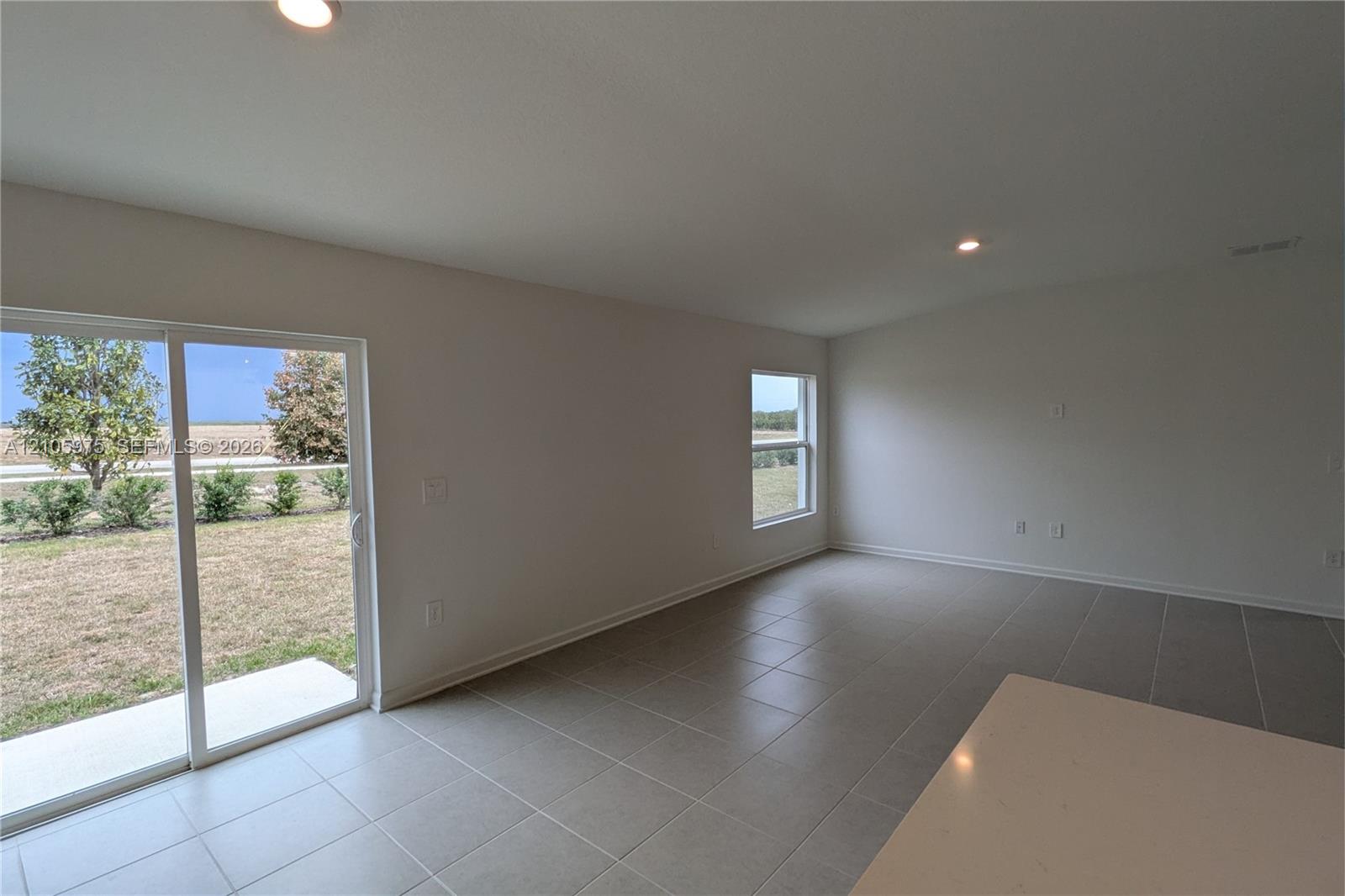 2406 Mckinley Drive . Property Photo 5