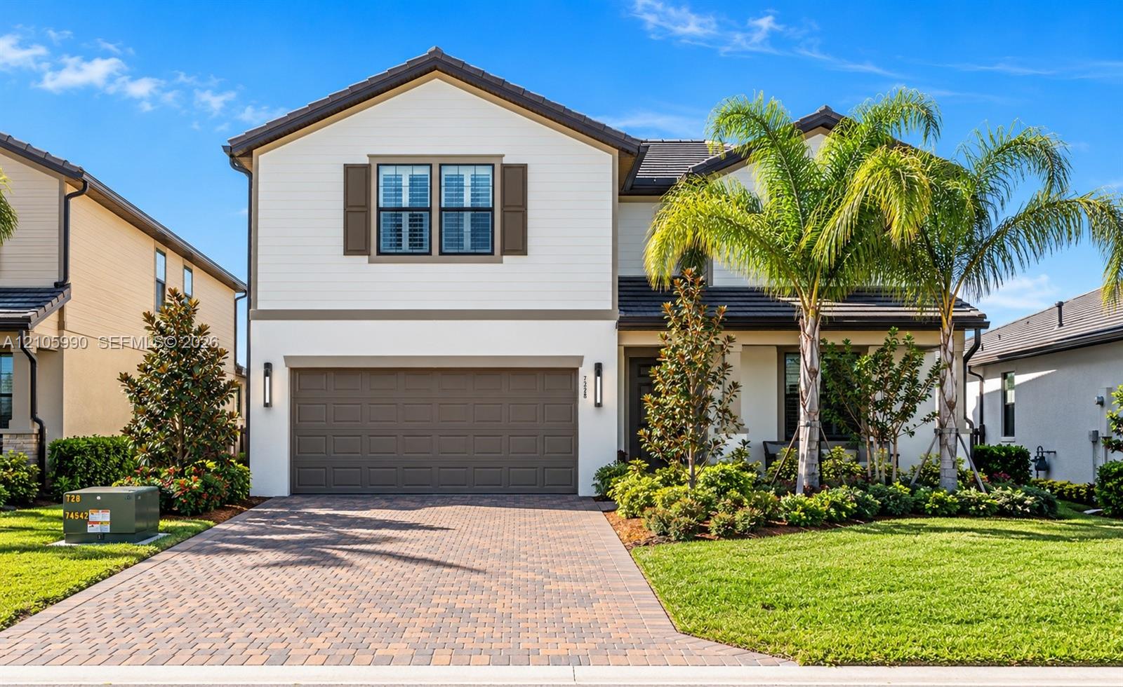 728 Se Boboli Way Property Photo 1