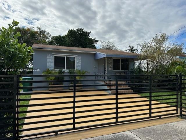 810 NW 43rd Street Property Photo 1