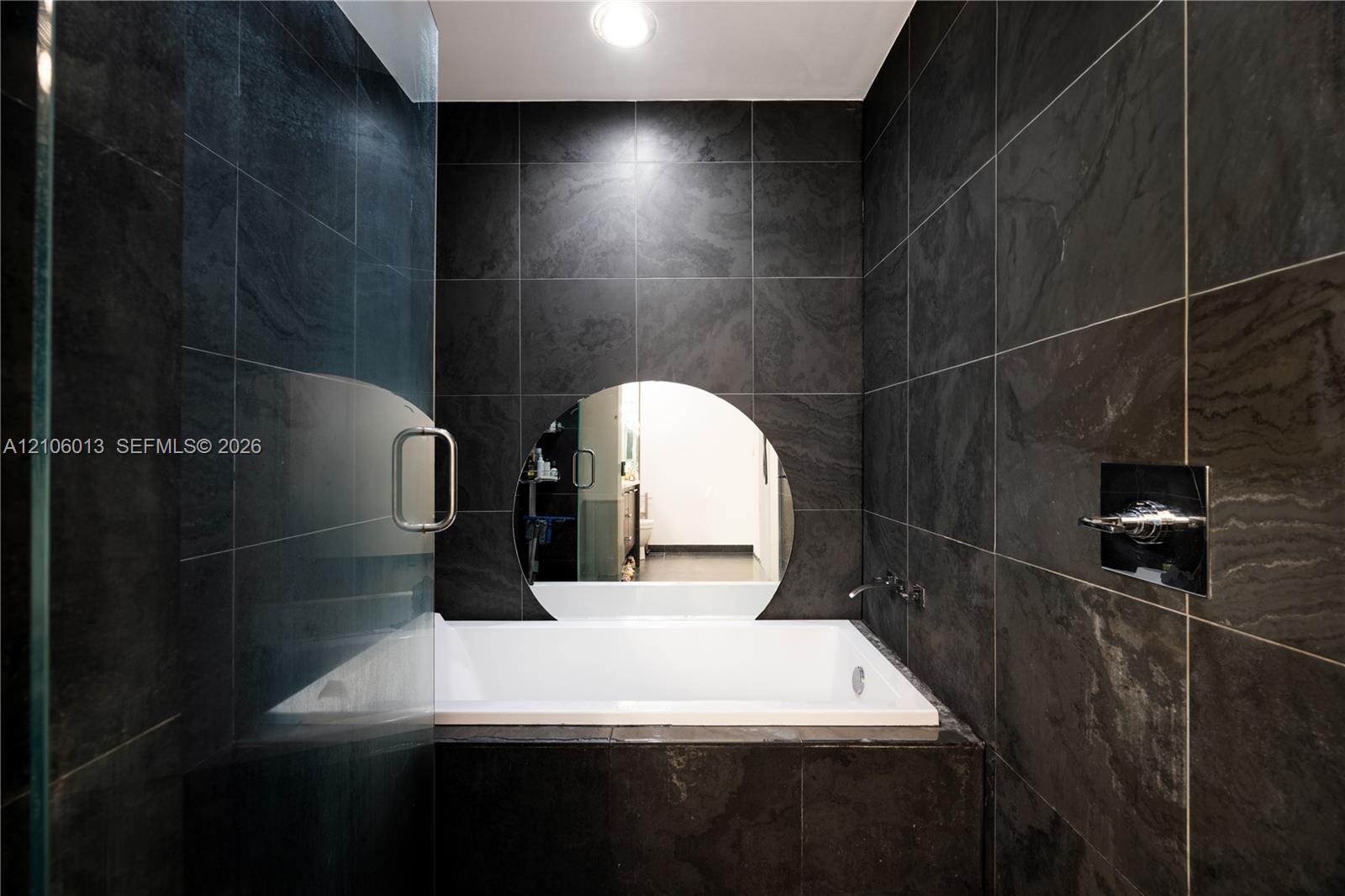 900 Biscayne Boulevard 4205 Property Photo 8
