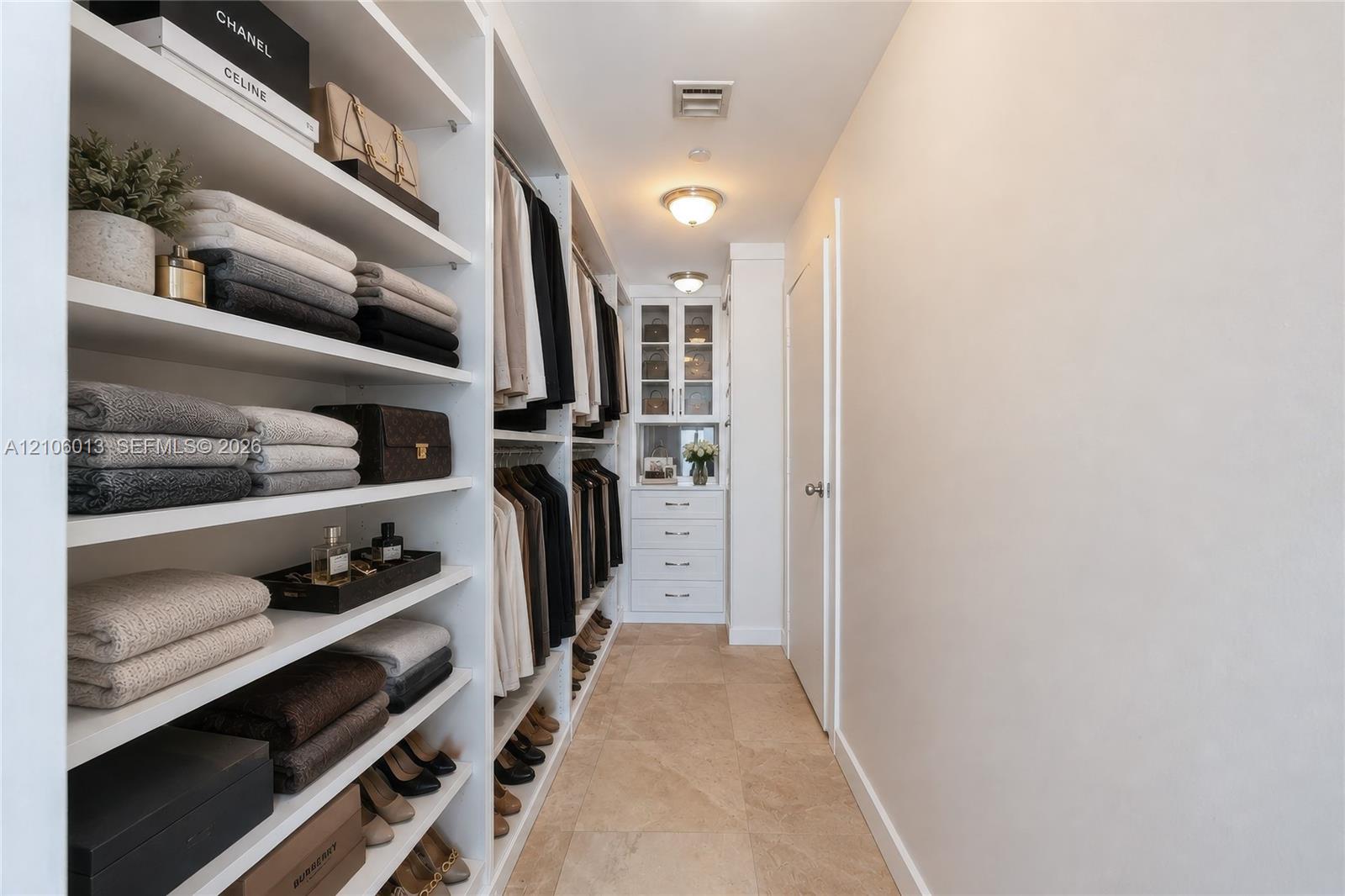 900 Biscayne Boulevard 4205 Property Photo 9