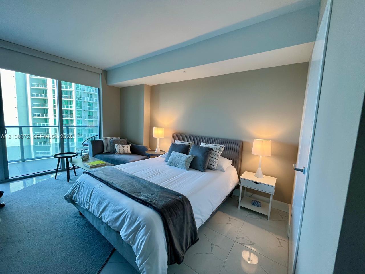 1300 Brickell Bay Drive 1806 Property Photo 1