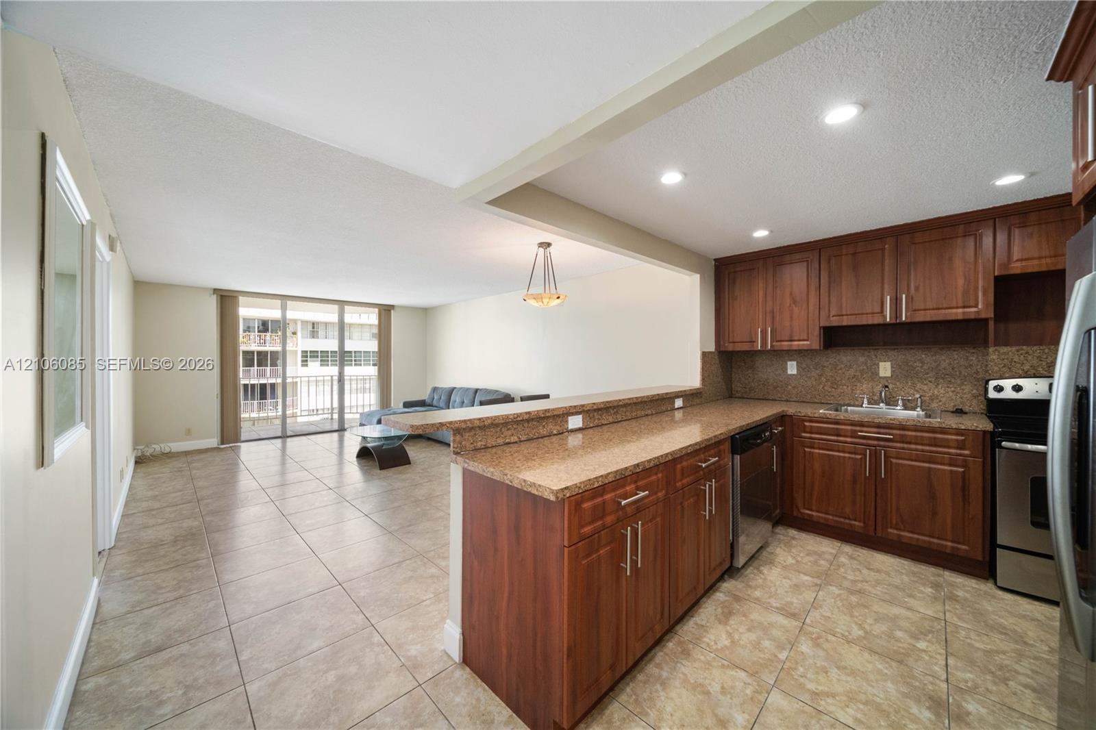16710 NE 9th Avenue 705 Property Photo 1