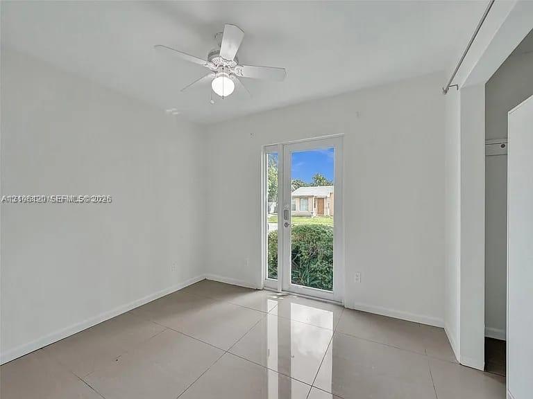 1607 Moffett Street Property Photo 6