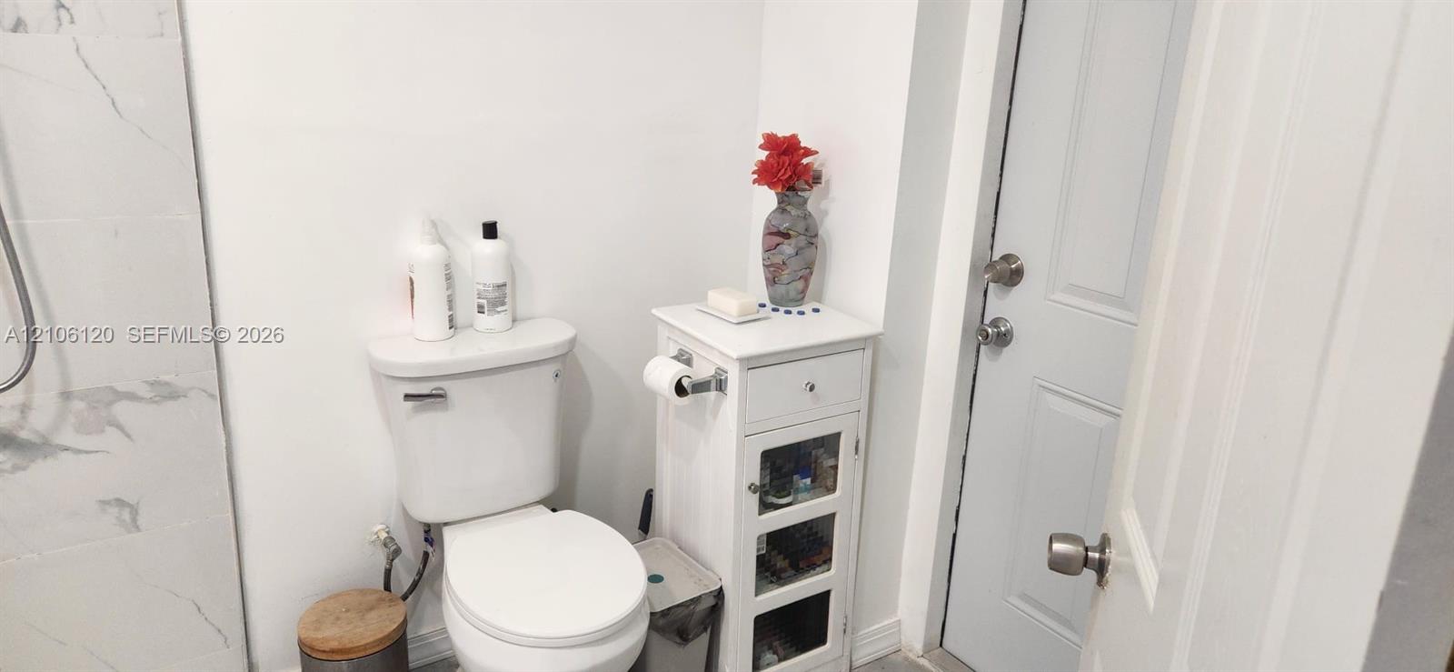 1607 Moffett Street Property Photo 15