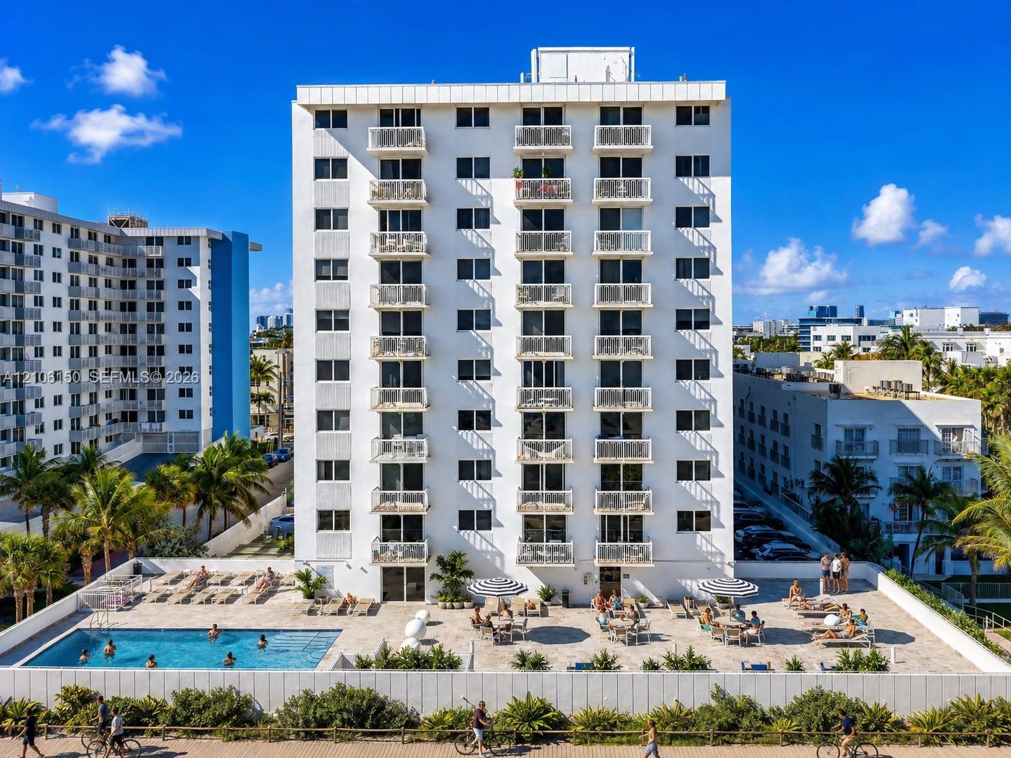 401 Ocean Drive 314 Property Photo 26