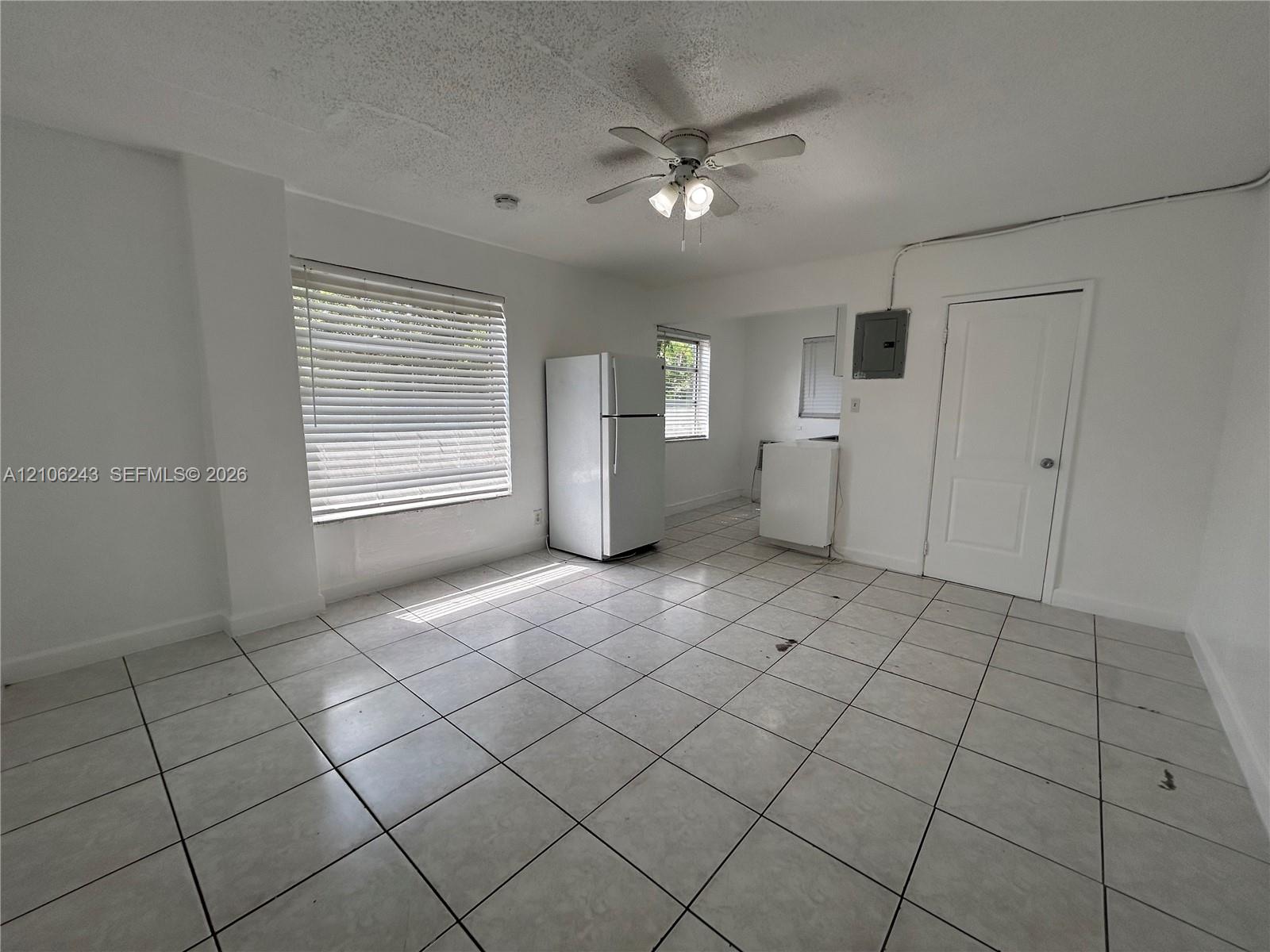 1843 Dewey Street 124 Property Photo 1