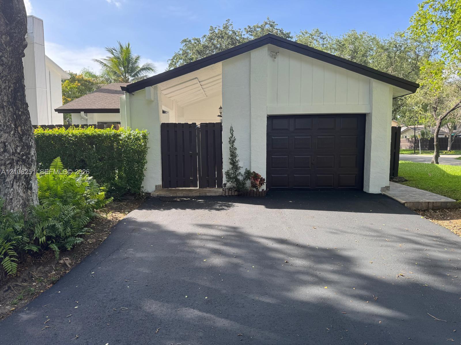 13607 Sw 117th Lane Property Photo 1