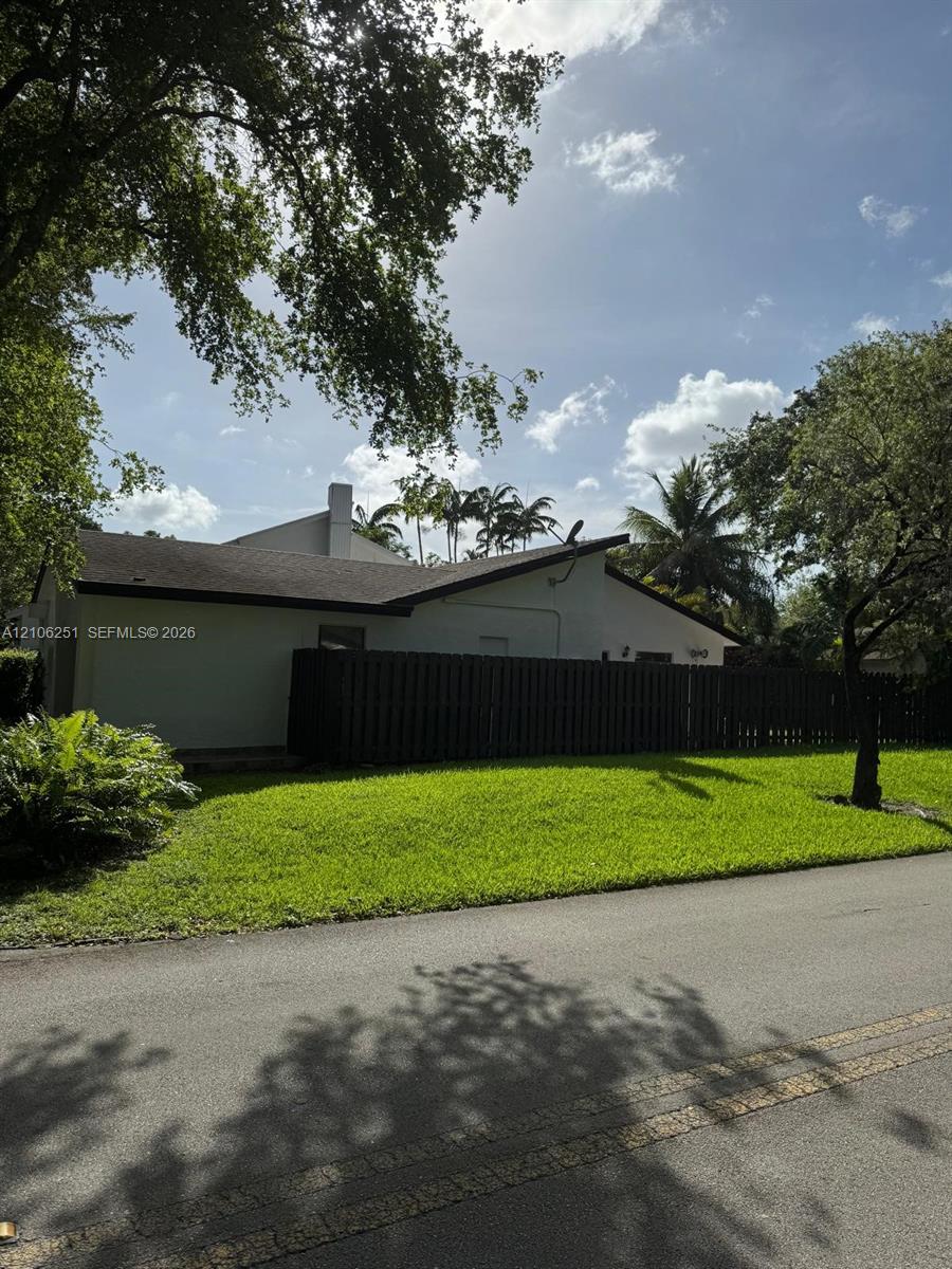 13607 Sw 117th Lane Property Photo 4
