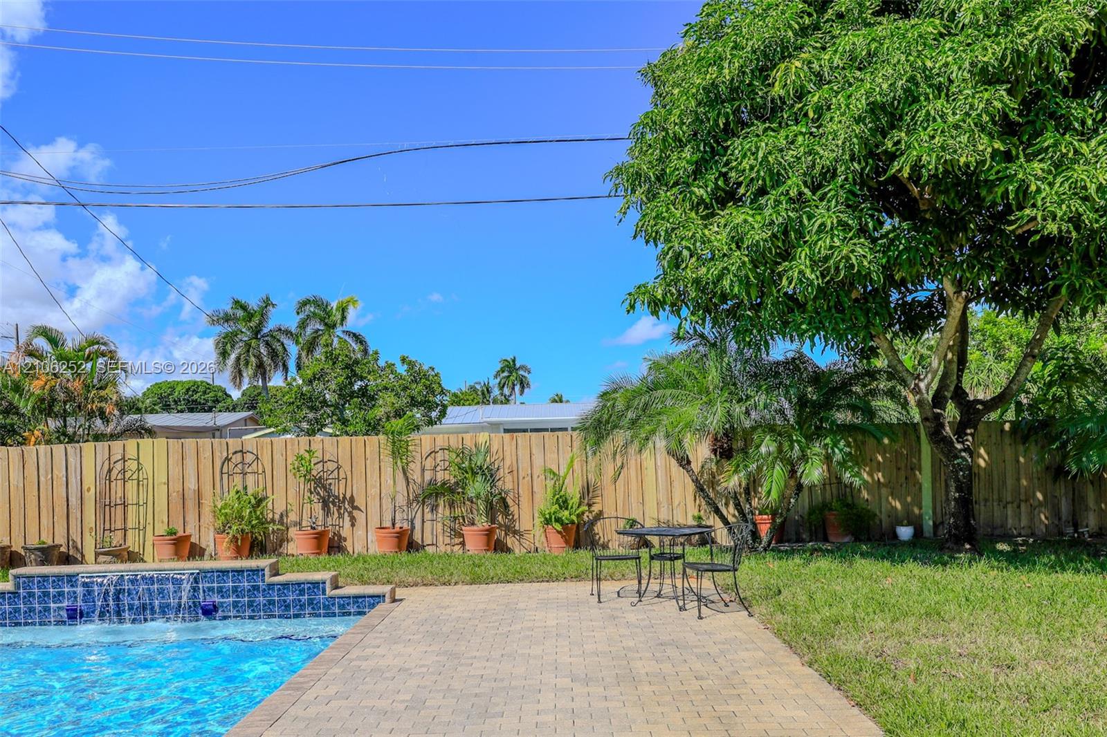 225 E Ilex Drive Property Photo 29