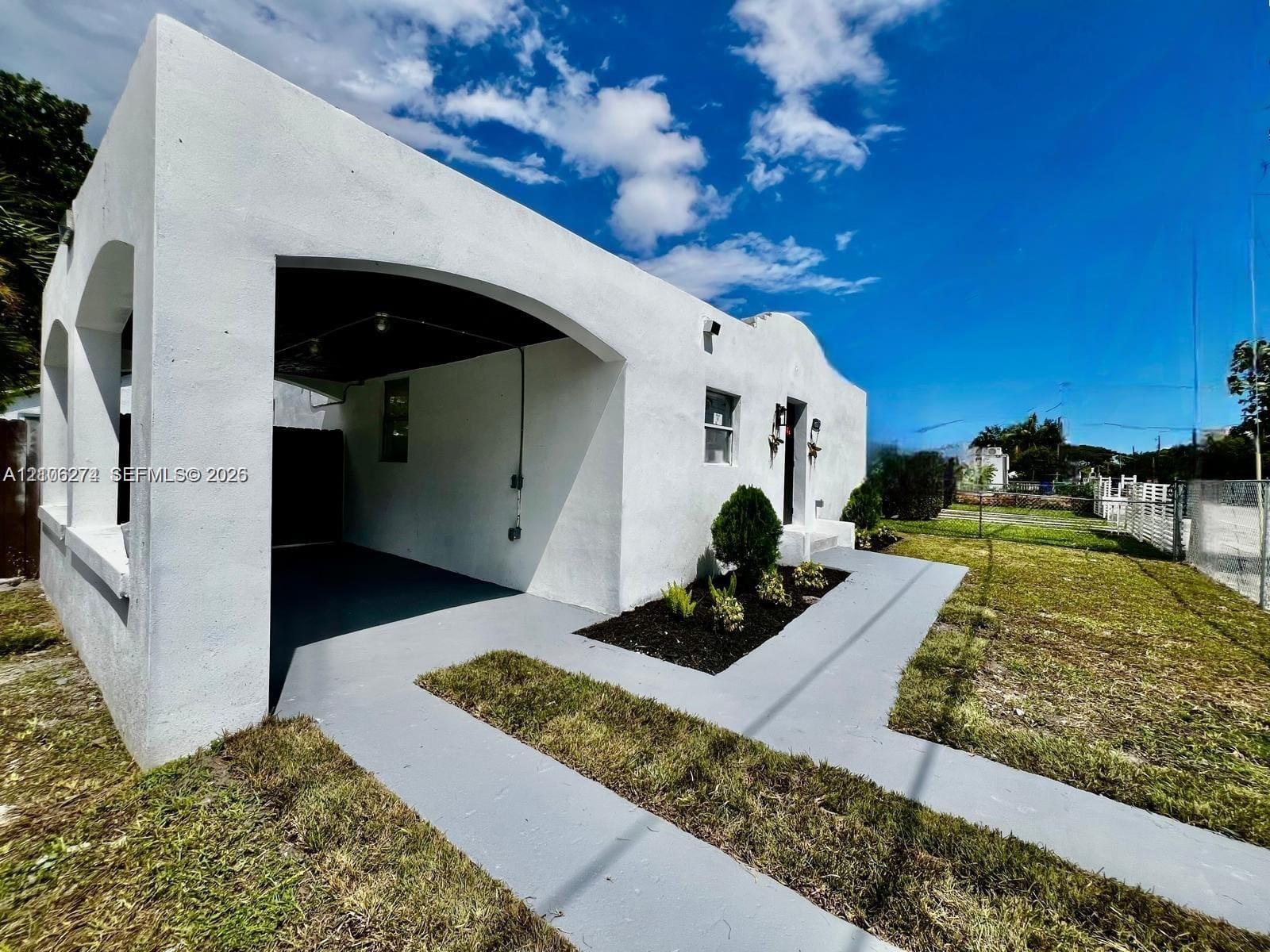 1601 Nw 50th Street Property Photo 1