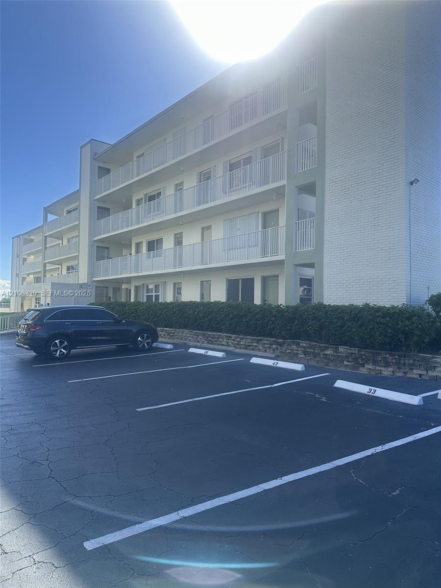 3600 N Ocean Drive 423 Property Photo 1