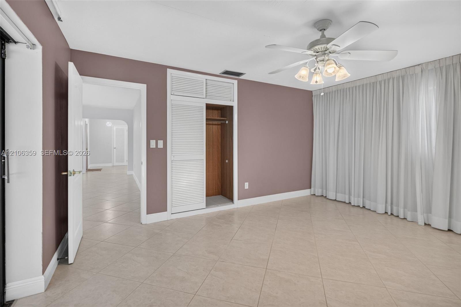 10541 Taft Street Property Photo 26