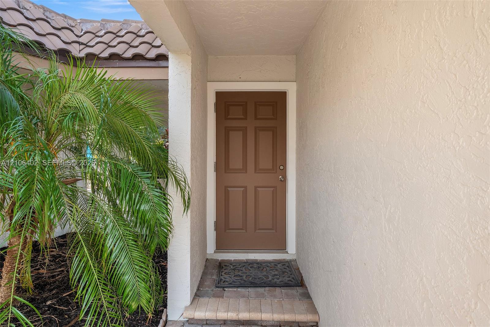 1222 Hillsboro Mile 24 Property Photo 4