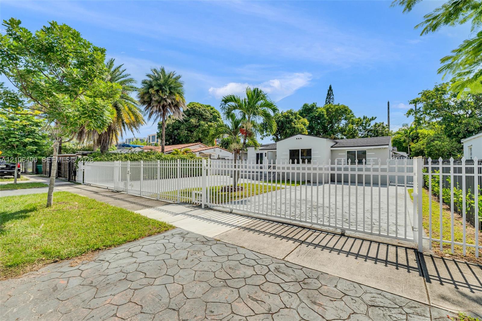 3840 NW 12th Street