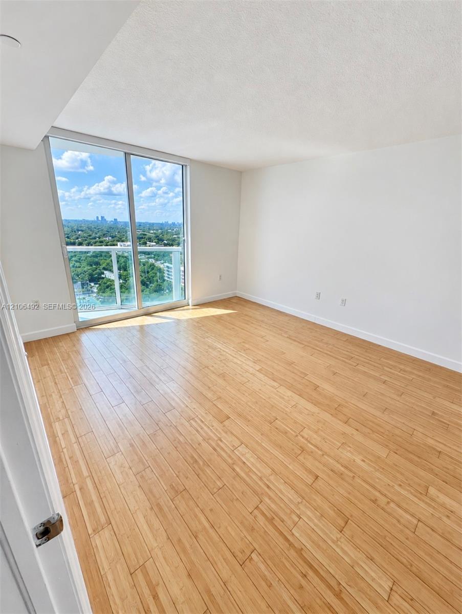 2101 Brickell Avenue 1911 Property Photo 8