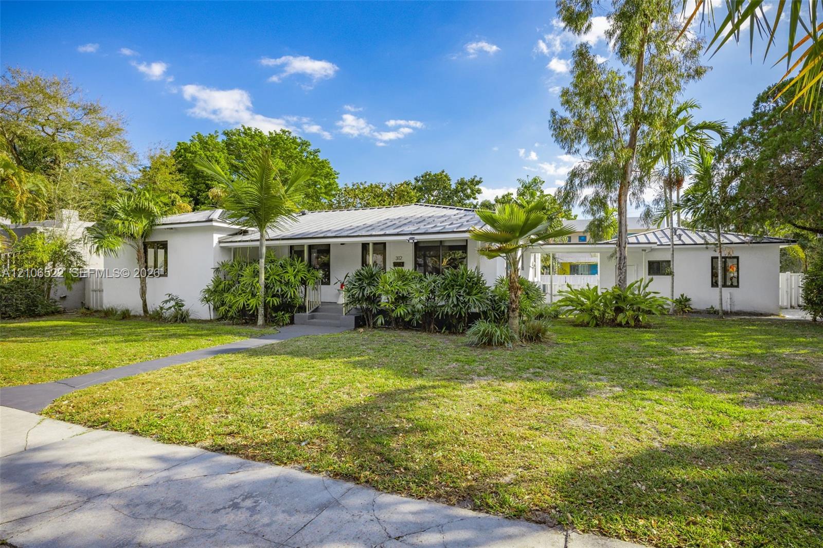 312 Ne 90th Street Property Photo 1