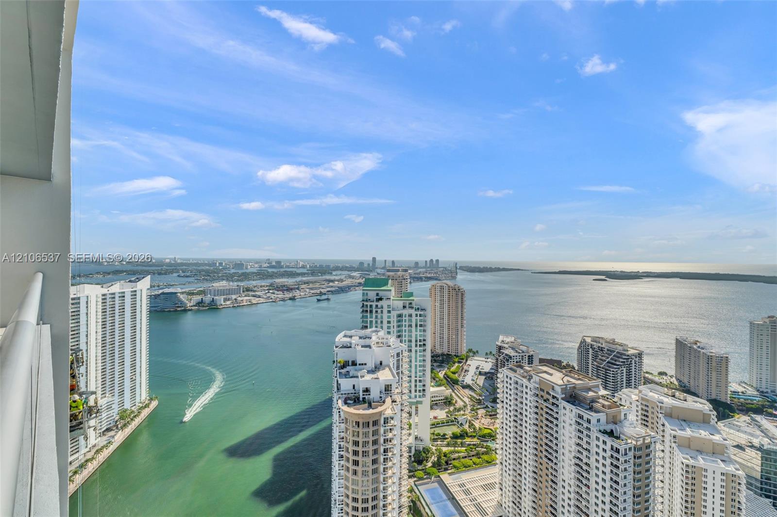 465 Brickell Avenue 5203 Property Photo 21