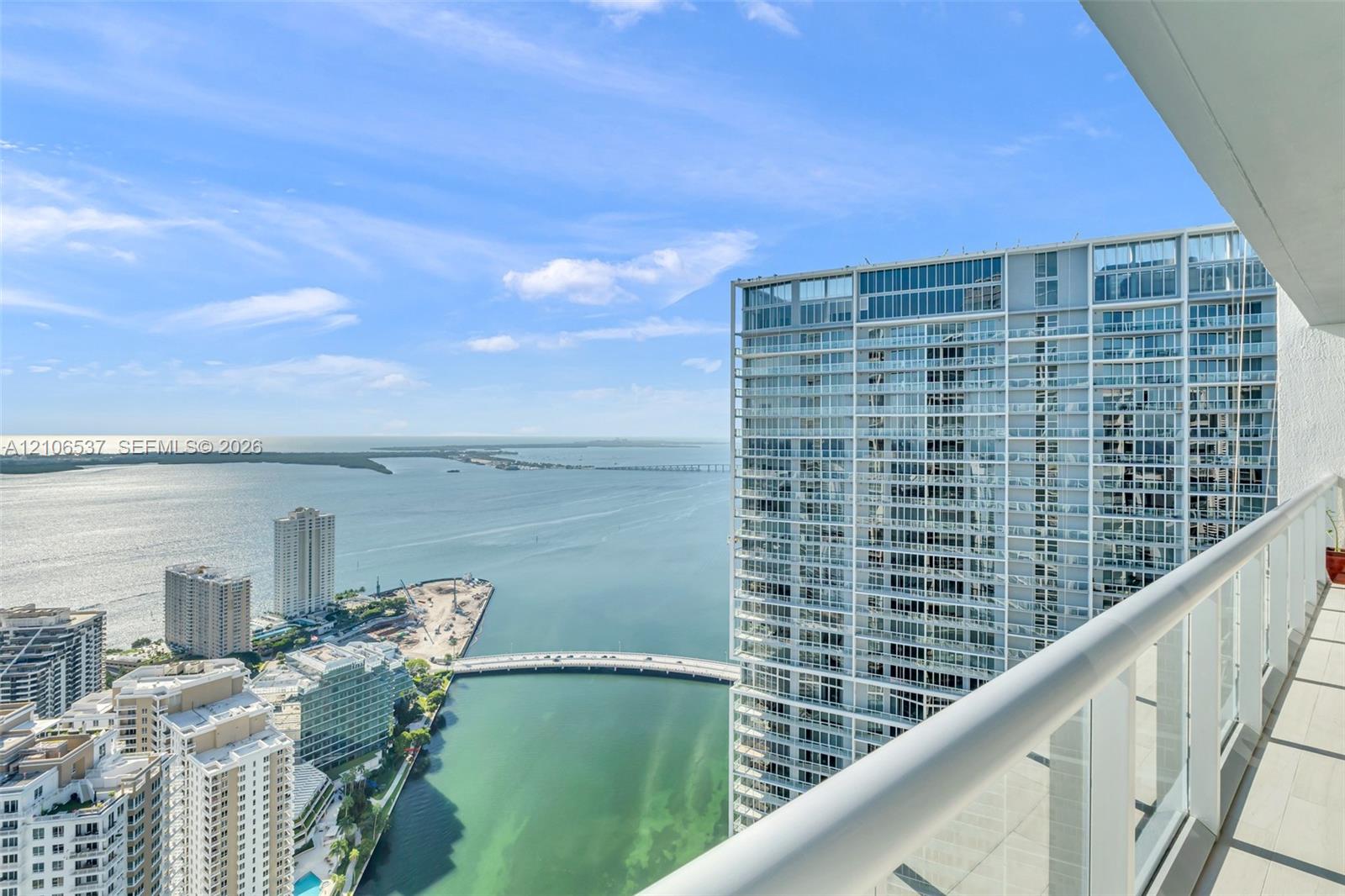 465 Brickell Avenue 5203 Property Photo 22