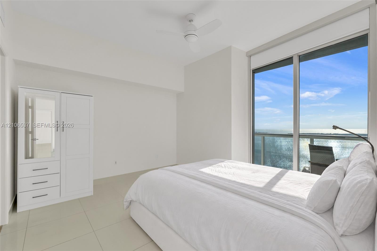465 Brickell Avenue 5203 Property Photo 35