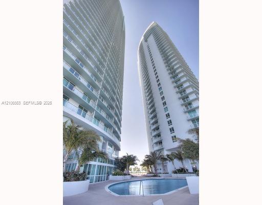 1900 N Bayshore Drive 3409 Property Photo 1