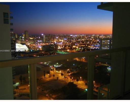 1900 N Bayshore Drive 3409 Property Photo 5