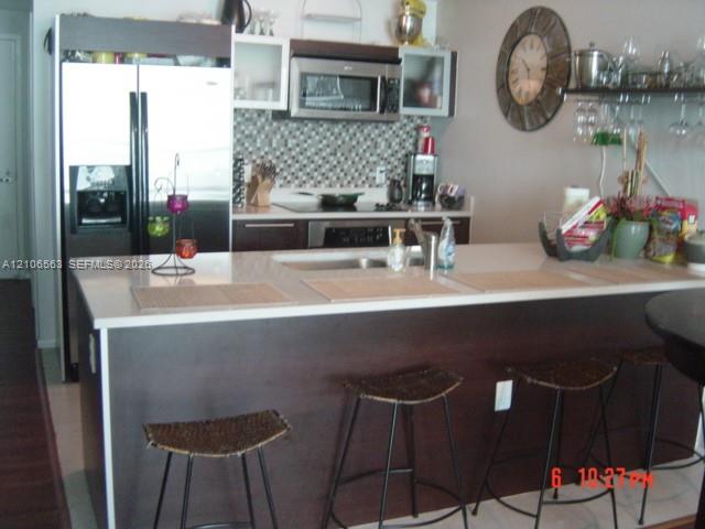 1900 N Bayshore Drive 3409 Property Photo 6