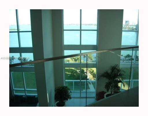 1900 N Bayshore Drive 3409 Property Photo 14