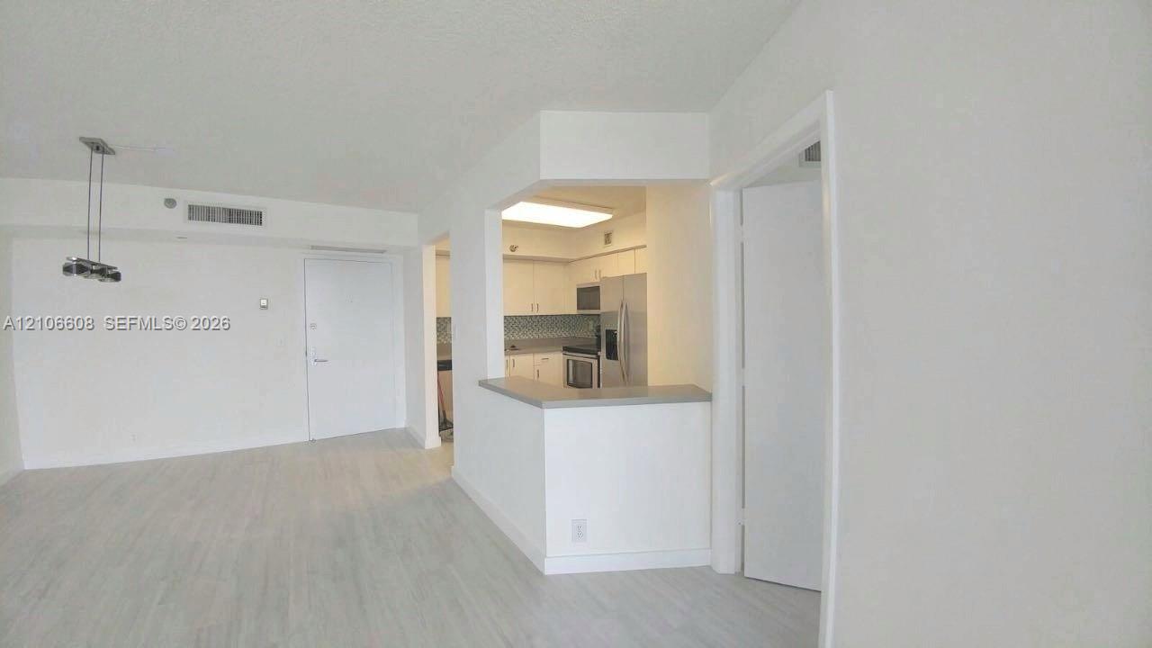 3300 Ne 191st Street 604 Property Photo 4