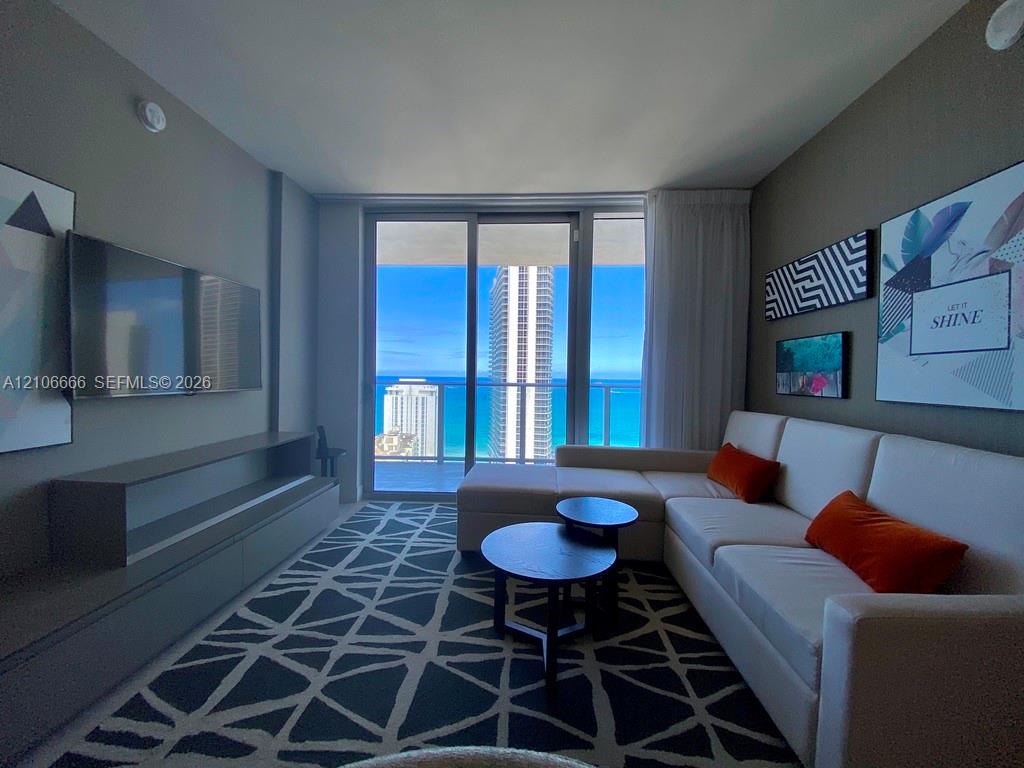 4010 S Ocean Drive R2607 Property Photo 2