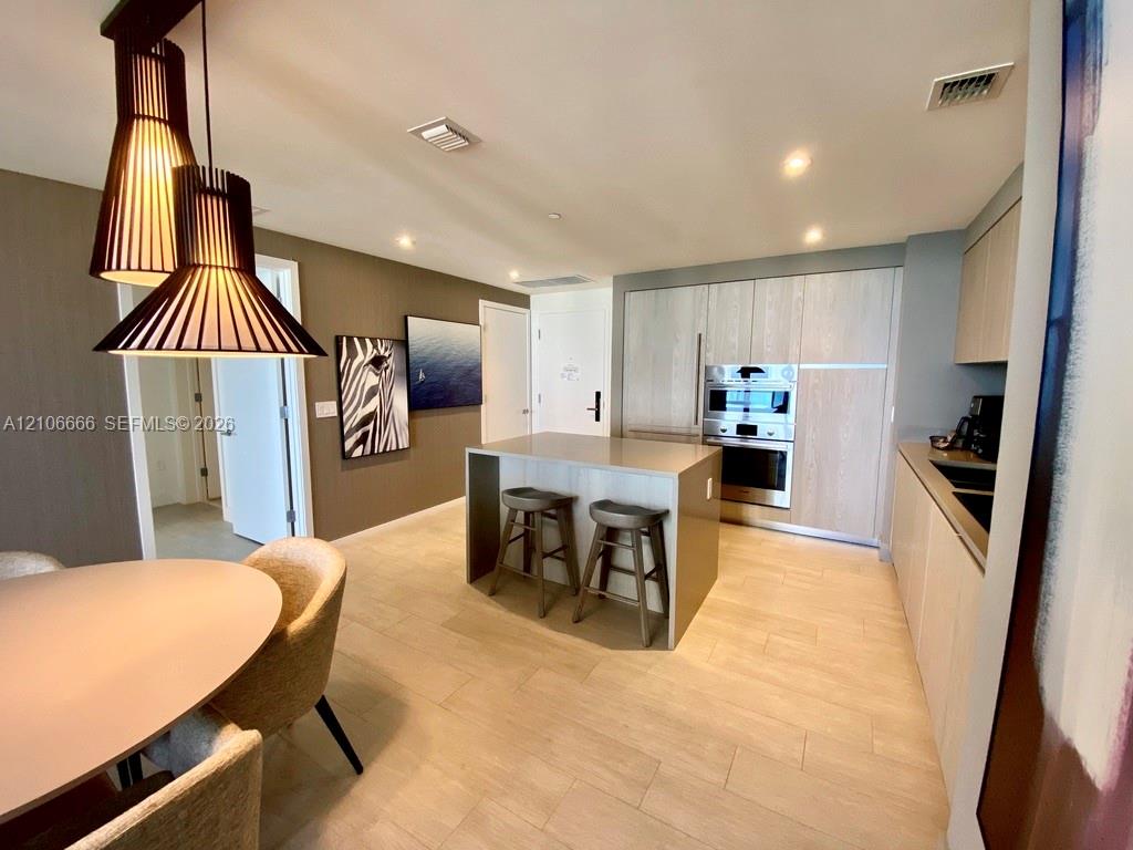 4010 S Ocean Drive R2607 Property Photo 8